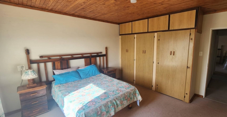 4 Bedroom Property for Sale in Fraaiuitsig Western Cape